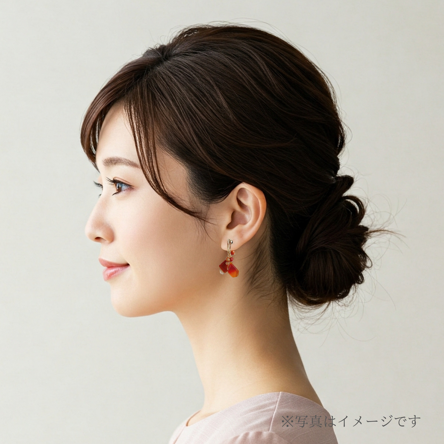 【★送料無料★】〜7月の誕生石〜赤い宝石カーネリアンのイヤリング 天然石【14kgf】