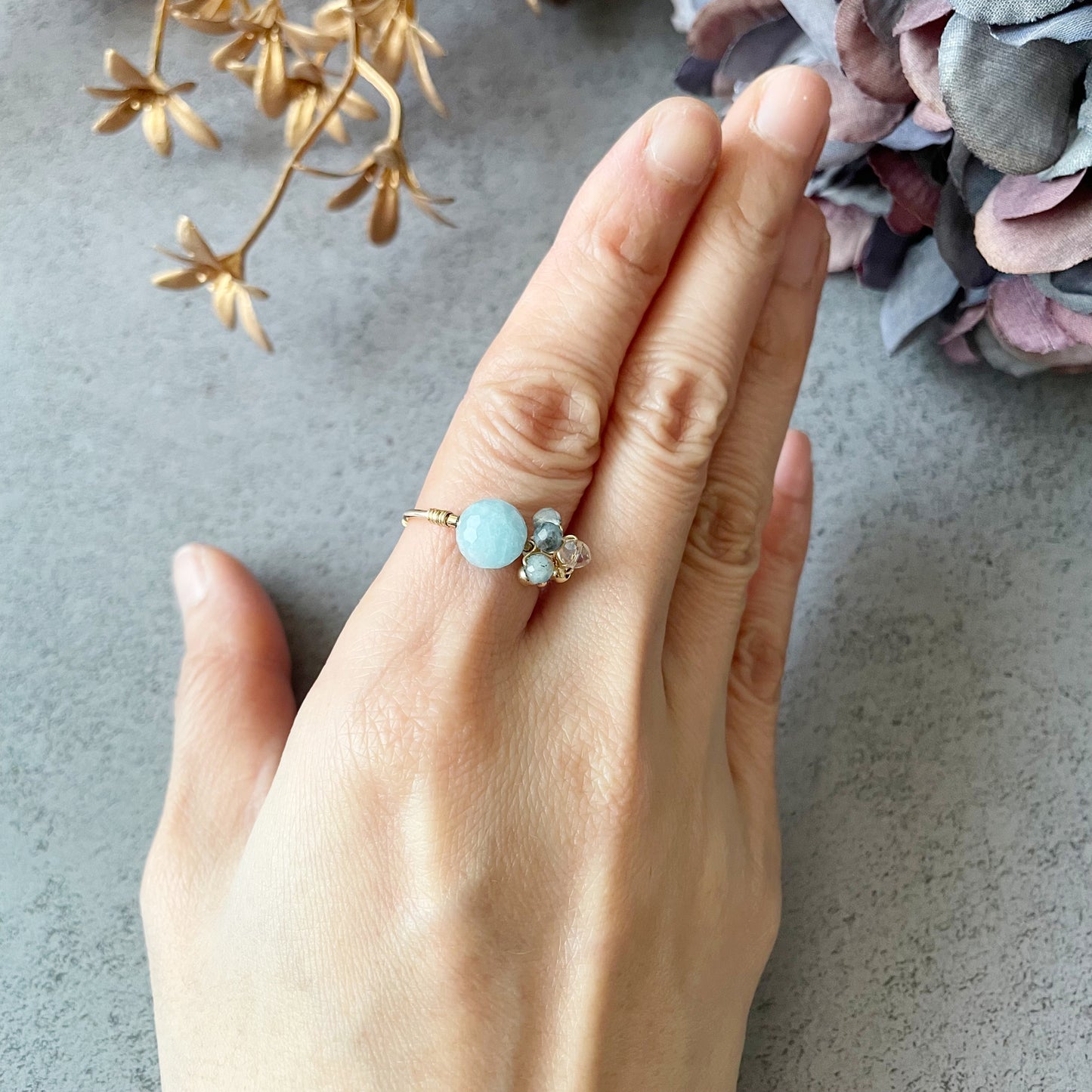 【★送料無料★】〜3月の誕生石〜とろけるミルキーブルーのアクアマリンのリング