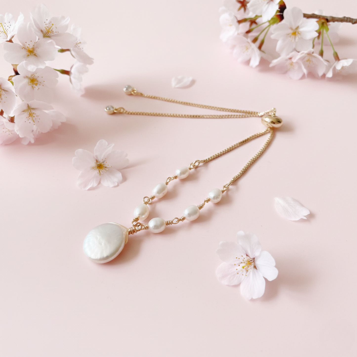 【★送料無料★】【✦14kgf金属アレルギー対応✦】天然石  〜6月の誕生石〜 艶めく淡水パールのブレスレット