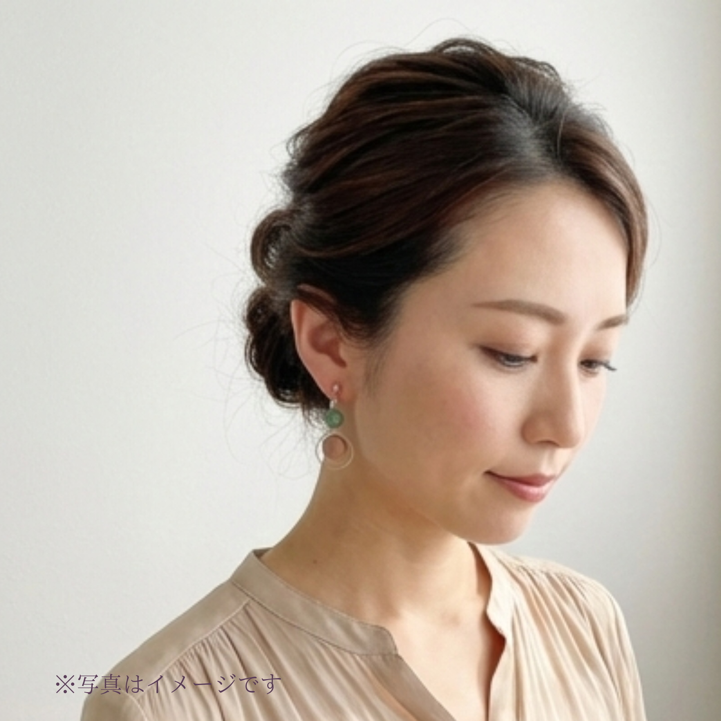 【選べる誕生石×アロマ】香りを楽しむ天然石のアロマイヤリング