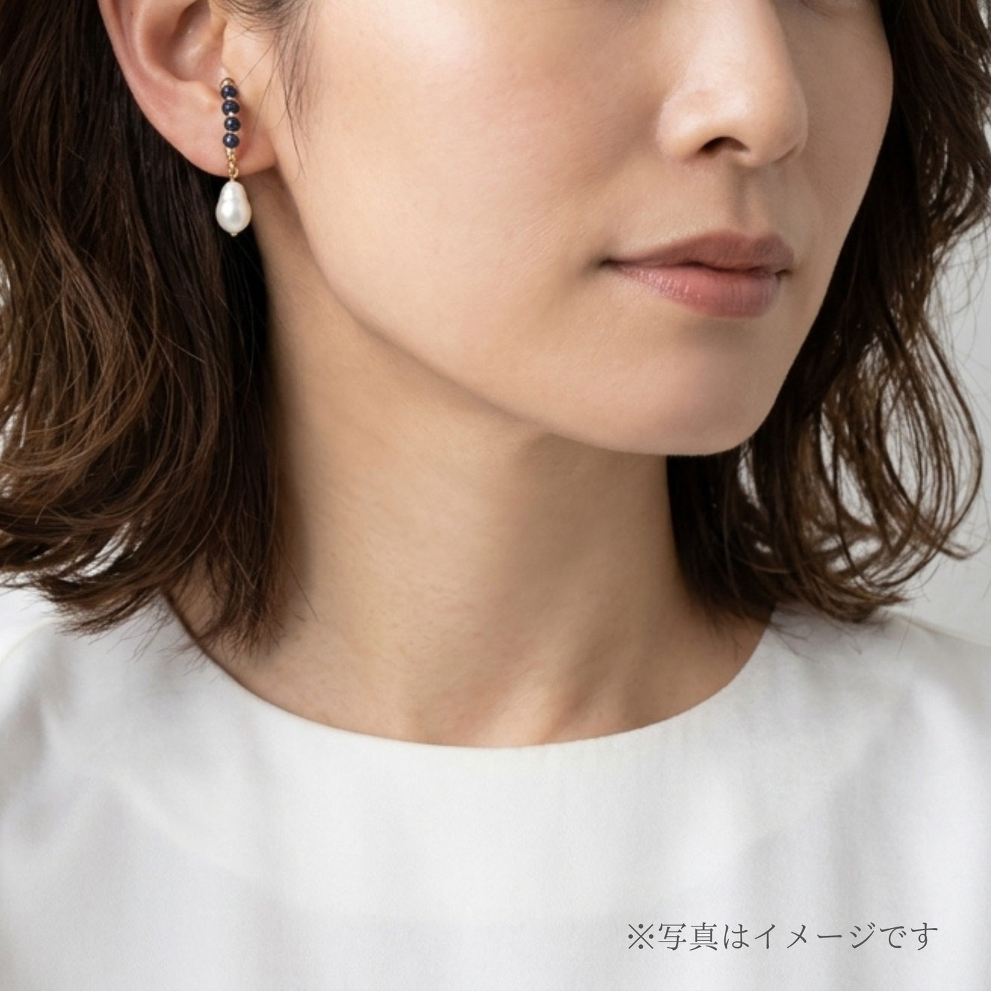 海の宝石ブルーの輝きサファイアと淡水パールのイヤーカフ｜9月誕生石｜天然石アクセサリー｜14kgf金属アレルギー対応