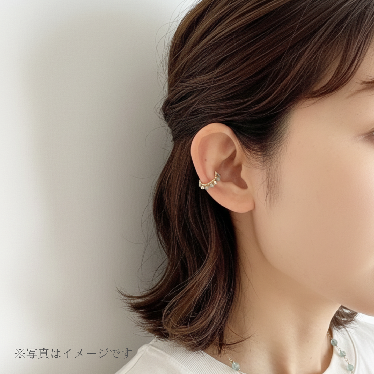 【14kgf金属アレルギー対応】〜選べる天然石〜アパタイトのイヤーカフ