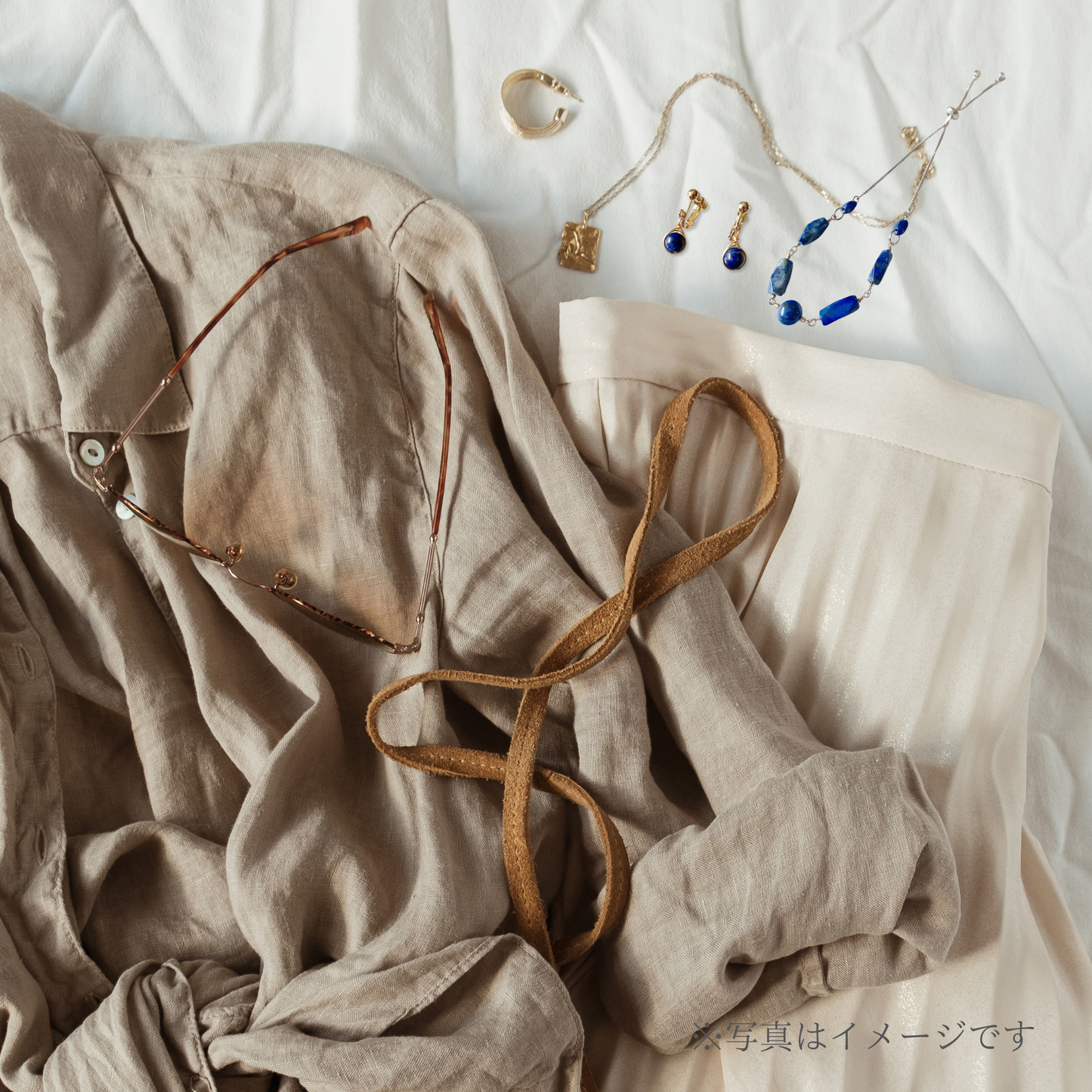 【★送料無料★】【✦14kgf金属アレルギー対応✦】天然石 真冬の夜空のラピスラズリのブレスレット