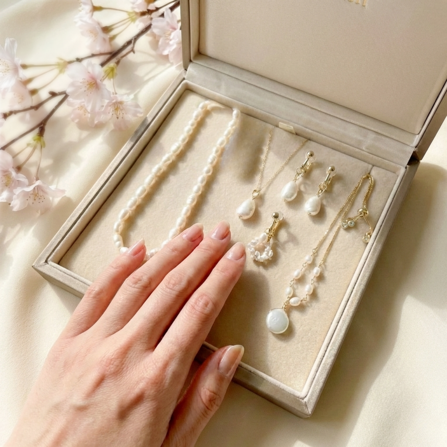 【★送料無料★】卒入学・結婚式に〜天然の淡水パールで紡ぐネックレス【14kgf金属アレルギー対応】