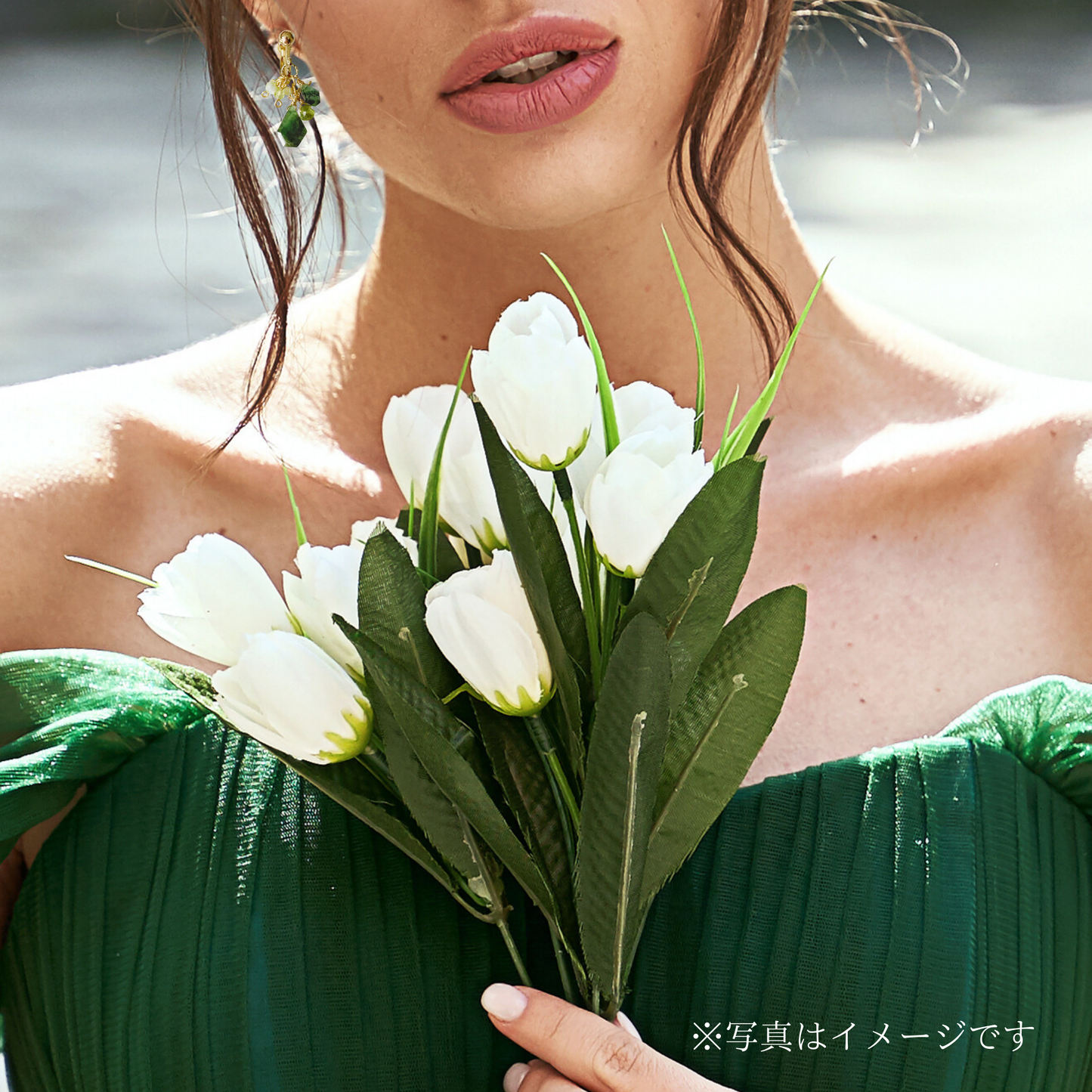 【★送料無料★】〜5月の誕生石〜深いグリーンが輝くエメラルドとペリドットのイヤリング　天然石【14kgf】