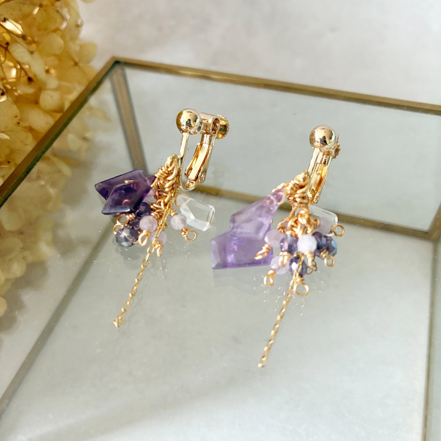 【★送料無料★】【14kgf金属アレルギー対応】 〜2月の誕生石〜 藤の花揺れるアメジストイヤリング