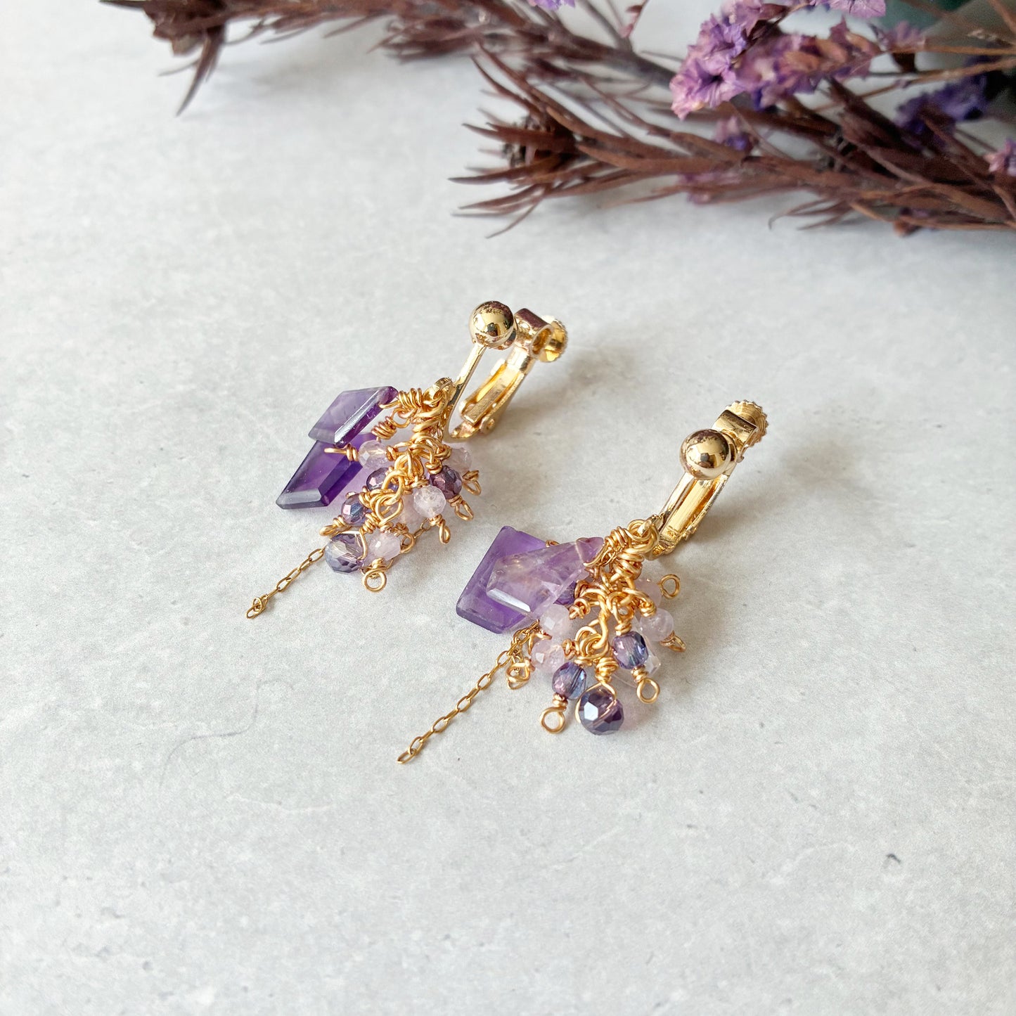 【★送料無料★】【14kgf金属アレルギー対応】 〜2月の誕生石〜 藤の花揺れるアメジストイヤリング