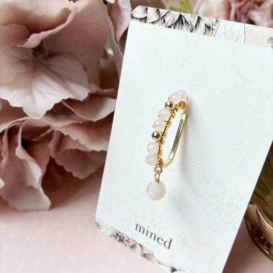 【★送料無料★】【✦14kgf金属アレ対応✦】天然石  桜の季節限定･:*チェリーブロッサムアゲートのイヤーカフ