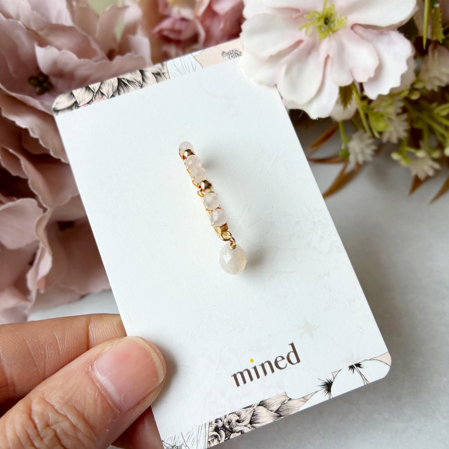 【★送料無料★】【✦14kgf金属アレ対応✦】天然石  桜の季節限定･:*チェリーブロッサムアゲートのイヤーカフ