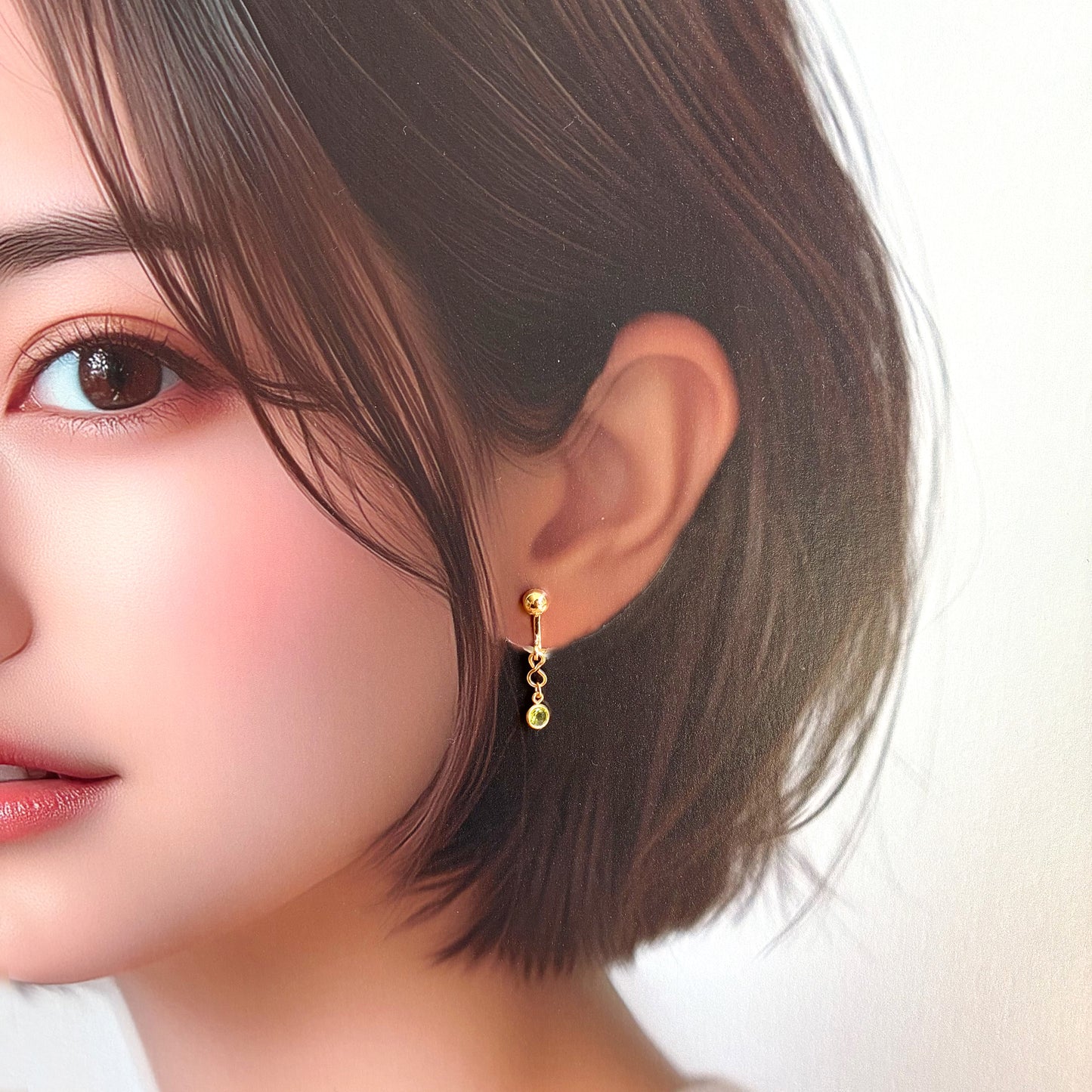 シンプルで上品、オフィスにも使える天然石イヤリング｜8月誕生石ペリドット｜天然石アクセサリー｜14kgf｜40代