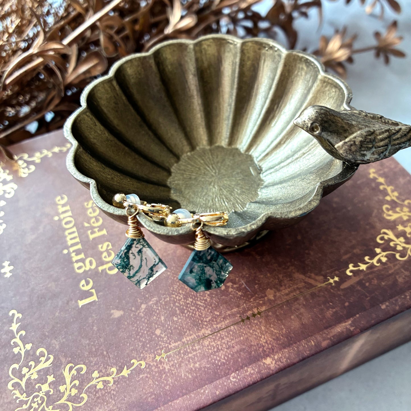 モスアゲート 一粒イヤリング｜ナチュラル｜上品｜デイリーアクセ｜天然石アクセサリー｜40代｜14kgf