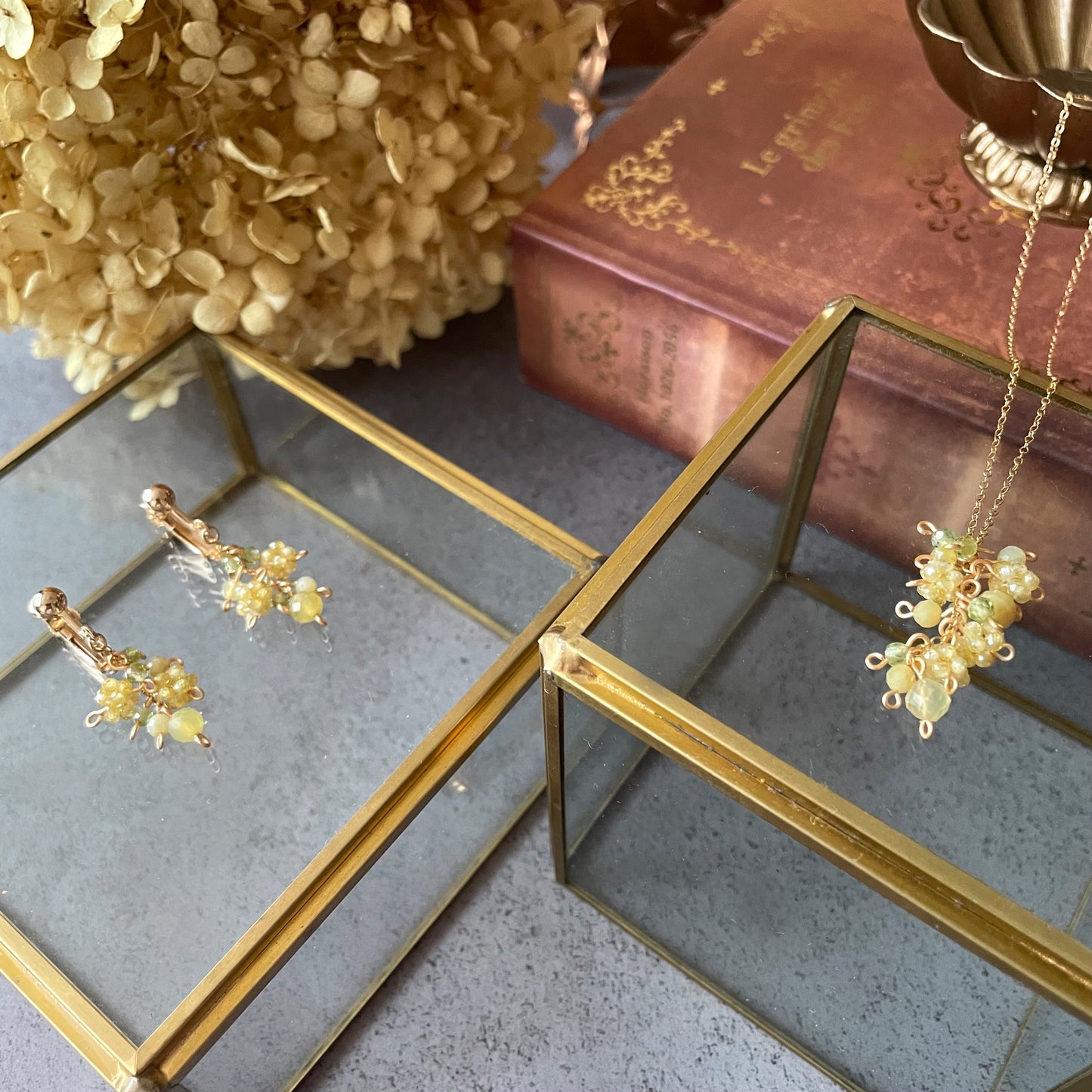 【★送料無料★】【✦14kgf金属アレルギー対応✦】天然石　〜10月の誕生石〜ふわふわミモザのイエローオパールネックレス