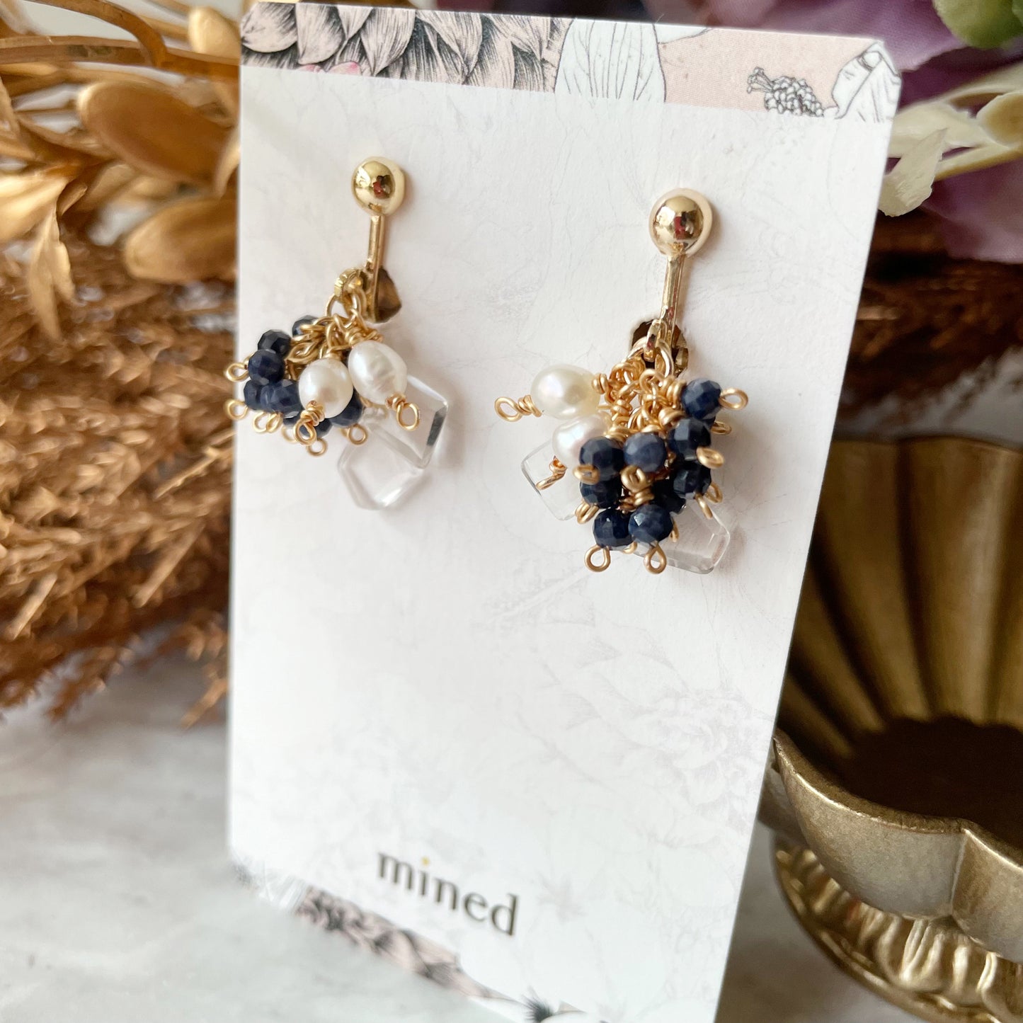 【★送料無料★】〜9月の誕生石〜 海の宝石ブルーの輝きサファイアのふんわり揺れるイヤリング