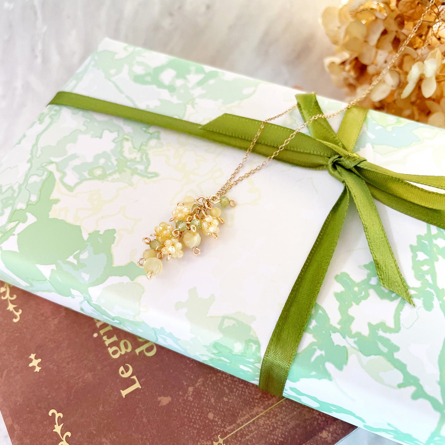 【★送料無料★】【✦14kgf金属アレルギー対応✦】天然石　〜10月の誕生石〜ふわふわミモザのイエローオパールネックレス