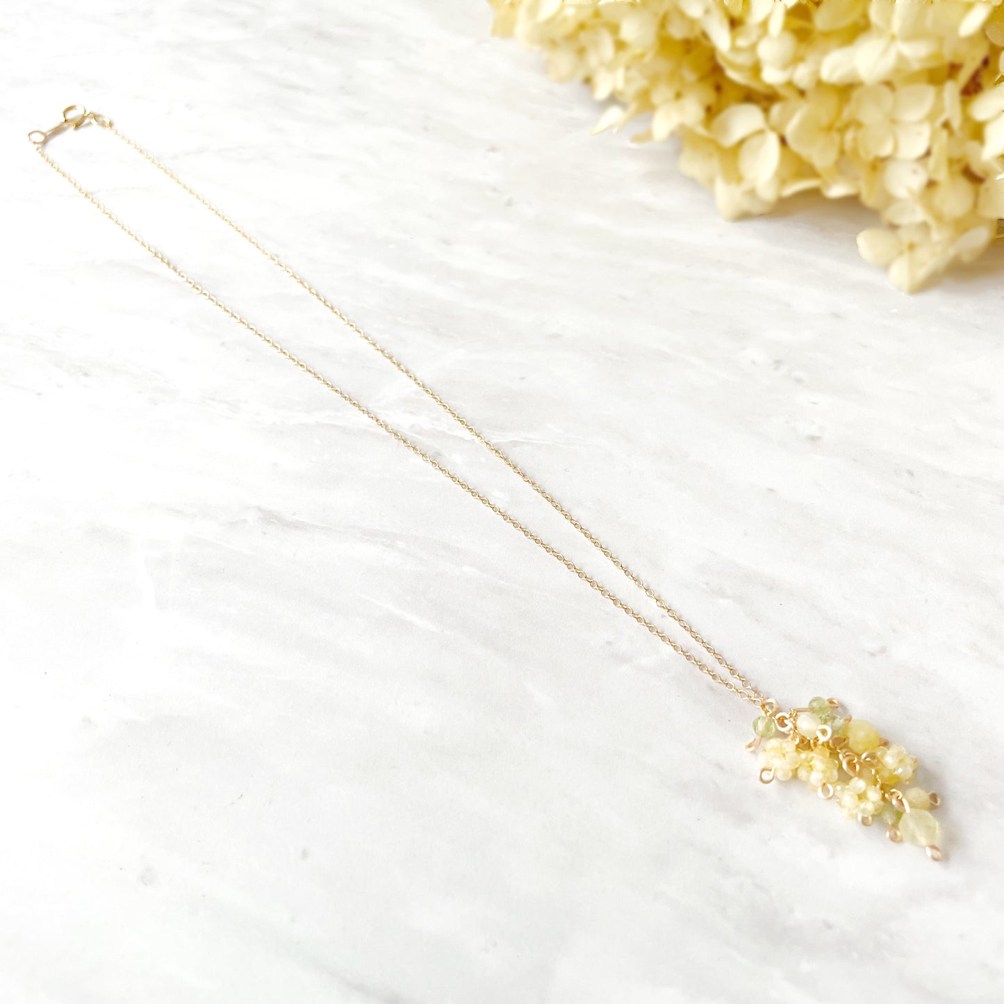 【★送料無料★】【✦14kgf金属アレルギー対応✦】天然石　〜10月の誕生石〜ふわふわミモザのイエローオパールネックレス