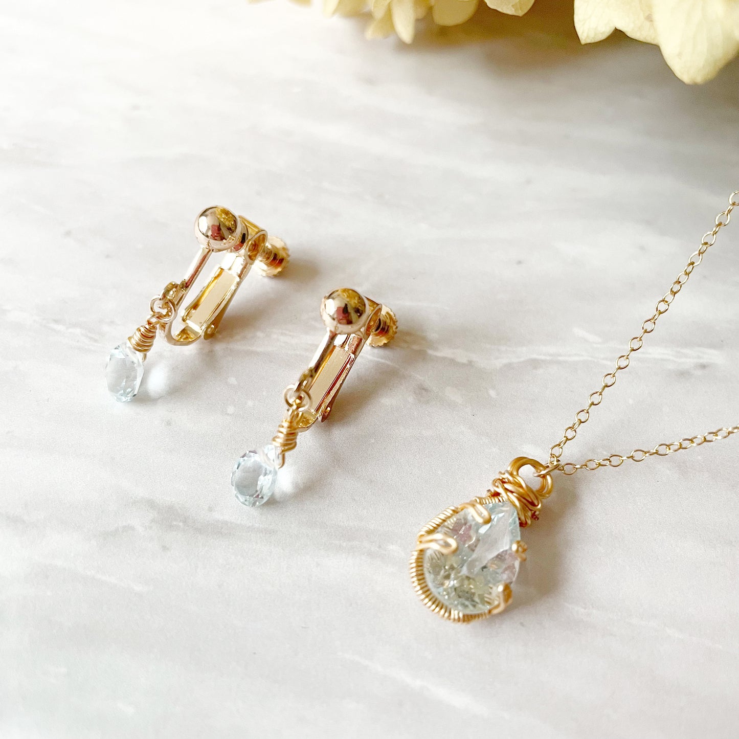 【★送料無料★】〜宝石品質の輝き〜1粒スカイブルートパーズのセットアクセサリー