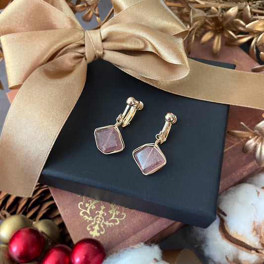 【★送料無料★】【14kgf金属アレルギー対応】桜色ピンクエピドートイヤリング