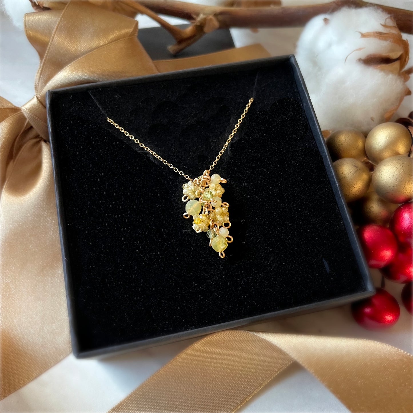 【★送料無料★】【✦14kgf金属アレルギー対応✦】天然石　〜10月の誕生石〜ふわふわミモザのイエローオパールネックレス