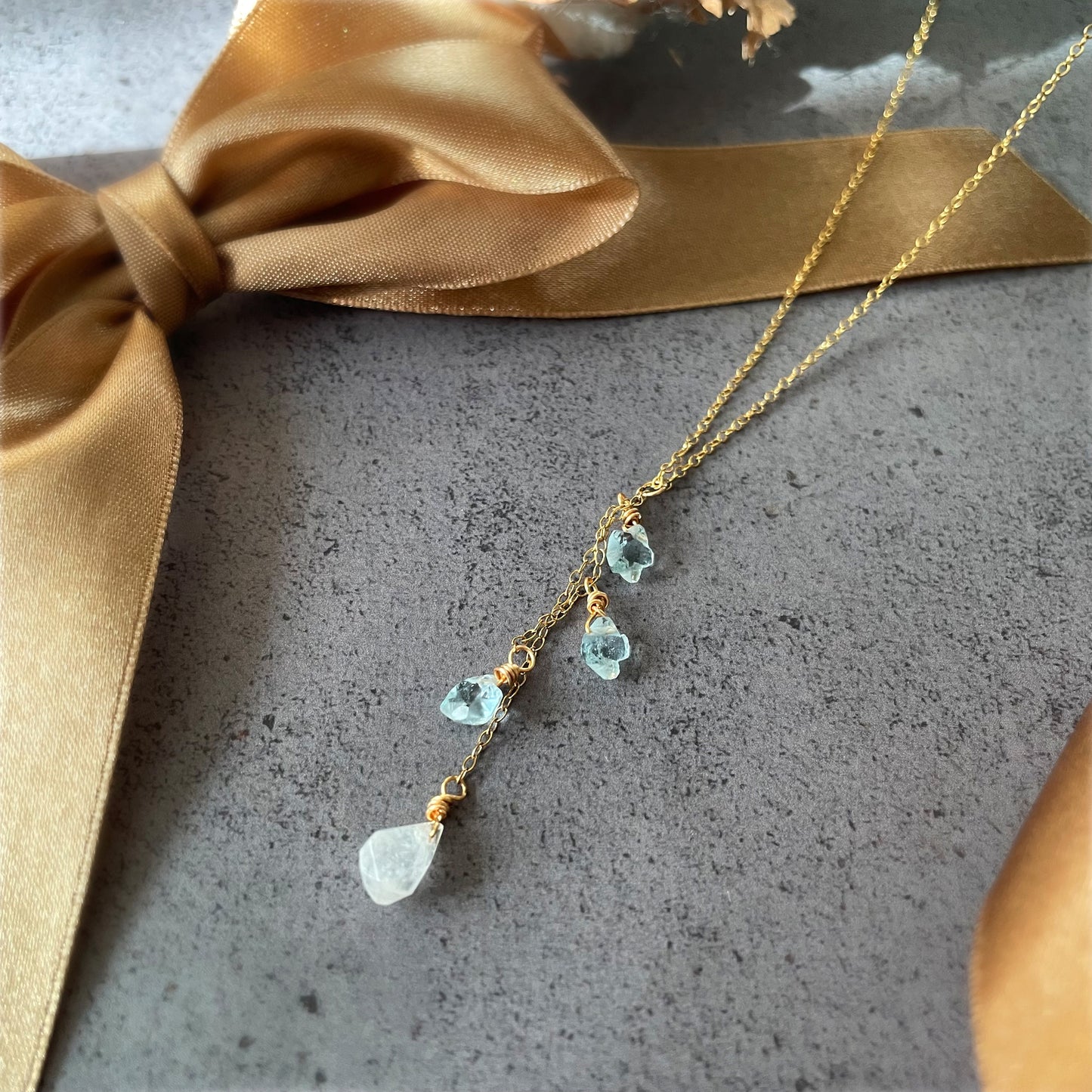 【★送料無料★】〜クリスマス限定コレクション〜月と星に願いを込めてトパーズとムーンストーンのネックレス