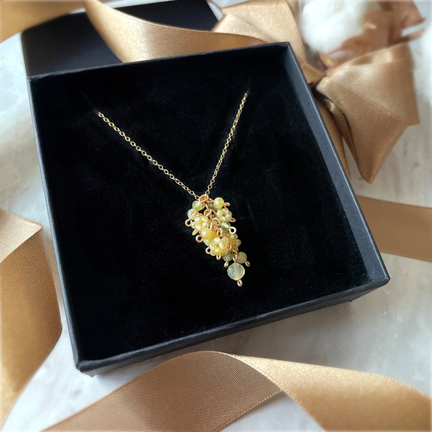【★送料無料★】【✦14kgf金属アレルギー対応✦】天然石　〜10月の誕生石〜ふわふわミモザのイエローオパールネックレス
